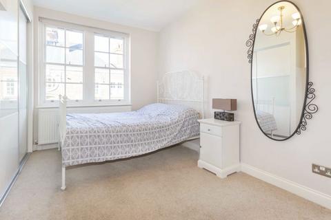 2 bedroom flat to rent, Peabody Estate, London W6