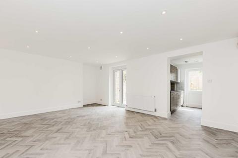 1 bedroom flat for sale, Hammersmith Grove, London W6