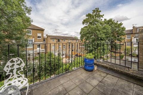 2 bedroom flat for sale, Beauclerc Road, London W6