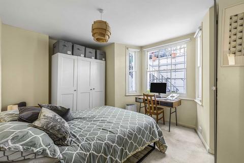 2 bedroom flat for sale, Hammersmith Grove, London W6