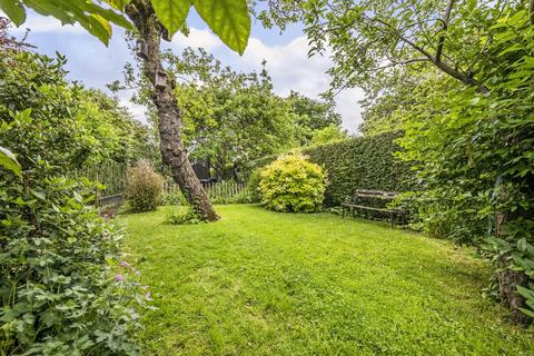 3 bedroom terraced house for sale, Erskine Hill, London NW11