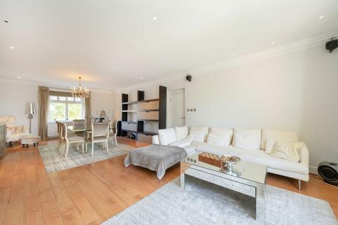 3 bedroom flat to rent, Fitzjohns Avenue, London NW3