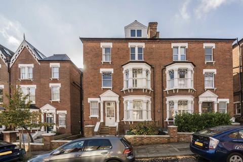 2 bedroom flat for sale, Nassington Road, London NW3