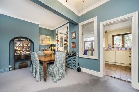 4 bedroom semi-detached house for sale, Gloucester Road, Hampton TW12