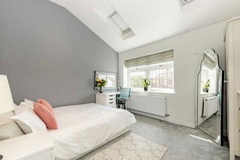 5 bedroom semi-detached house for sale, Riverdale Road, Feltham TW13