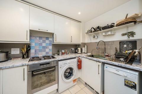 2 bedroom flat for sale, Highfield Road, Feltham TW13