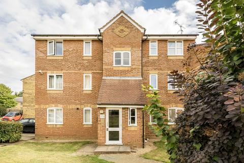 1 bedroom flat for sale, Redford Close, Feltham TW13