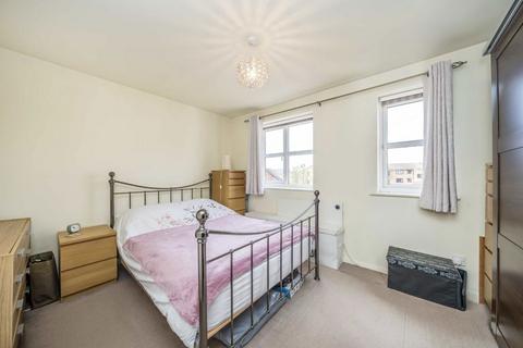 1 bedroom flat for sale, Redford Close, Feltham TW13