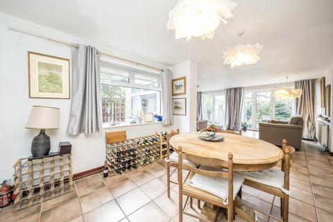 3 bedroom detached house for sale, The Avenue, Hampton TW12