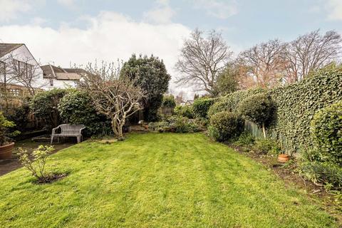 3 bedroom detached house for sale, The Avenue, Hampton TW12