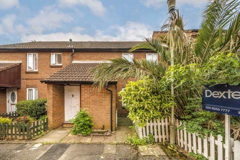 2 bedroom maisonette for sale, Nene Gardens, Feltham TW13