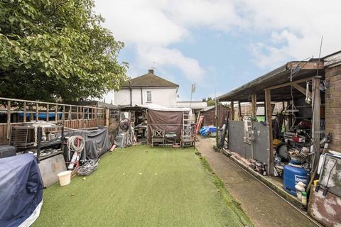 13 York Way, Feltham, TW13 6BQ