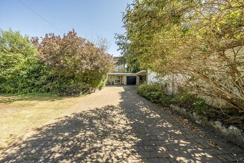 36 Cranmer Road, Hampton Hill, Hampton, TW12 1DN