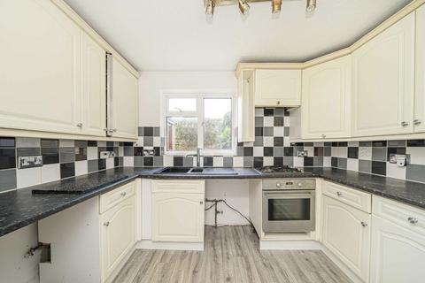 3 bedroom detached house for sale, Morland Close, Hampton TW12