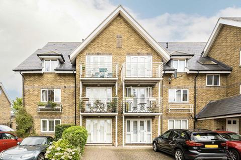 1 bedroom flat for sale, Thames Close, Hampton TW12