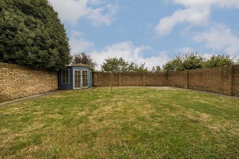 1 Malthouse Drive, Feltham, TW13 6RN