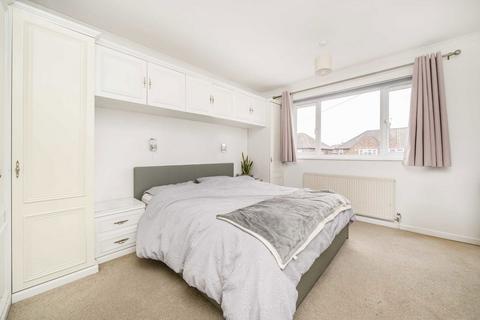 1 Malthouse Drive, Feltham, TW13 6RN