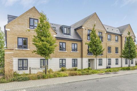 2 bedroom flat for sale, Orchard Farm Avenue, East Molesey KT8