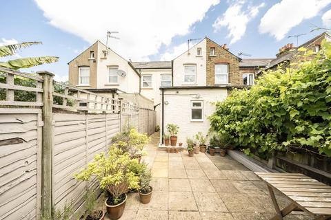 2 bedroom house for sale, Oldfield Road, Hampton TW12