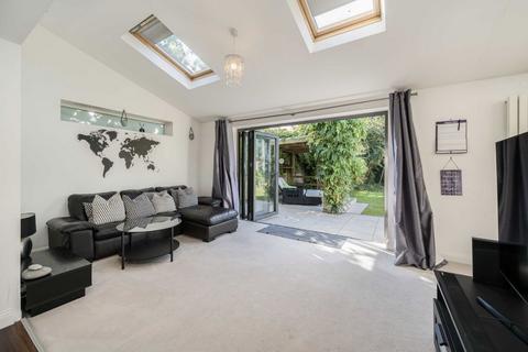 4 bedroom semi-detached house for sale, Bloxham Crescent, Hampton TW12