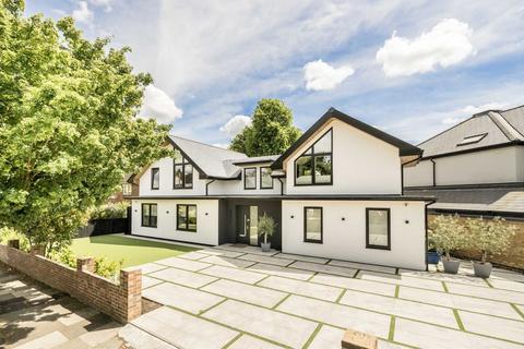 56 Ormond Crescent, Hampton, TW12 2TH