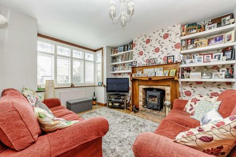 4 bedroom house for sale, Hatherop Road, Hampton TW12