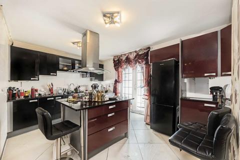 undefined, Tudor Close, London NW9