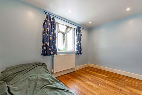 undefined, Daniel Place, London NW4
