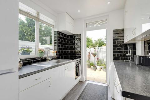 2 bedroom flat for sale, Park Road, Hendon NW4