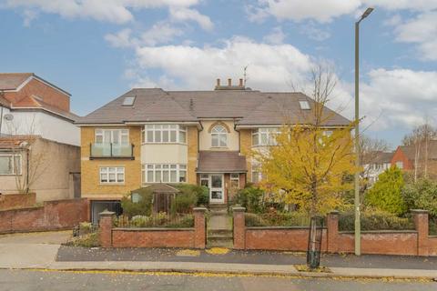 2 bedroom flat for sale, Finchley Lane, London NW4