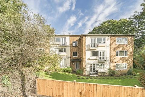 3 bedroom flat for sale, Manor Hall Drive, London NW4