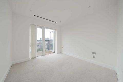 3 bedroom flat for sale, Beaufort Square, London NW9