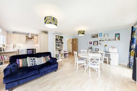 1 bedroom flat for sale, Wilshaw Close, London NW4