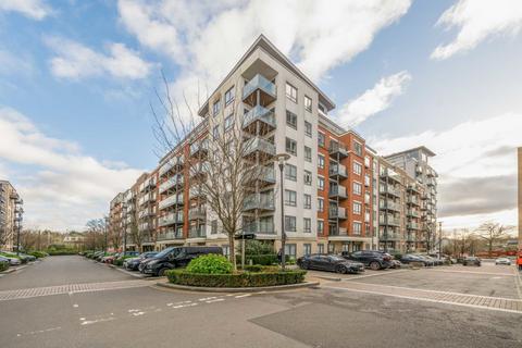 2 bedroom flat for sale, East Drive, London NW9