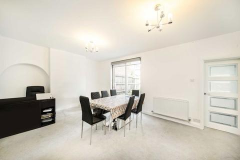 3 bedroom detached house for sale, Shirehall Lane, London NW4