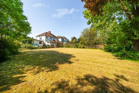 3 bedroom semi-detached house for sale, Sunny View, London NW9