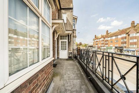 2 bedroom flat for sale, Watford Way, London NW4