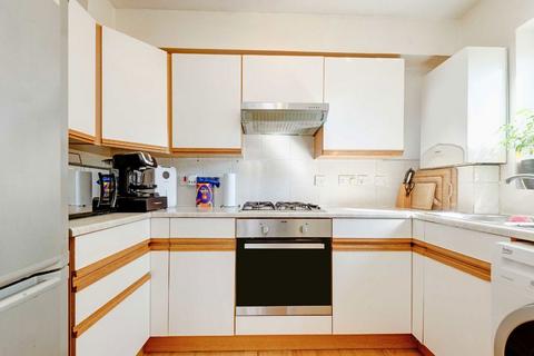 1 bedroom flat for sale, Brent View Road, London NW9