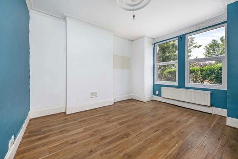 1 bedroom maisonette for sale, Montagu Road, London NW4