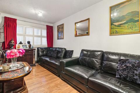 2 bedroom terraced house for sale, Pendragon Walk, London NW9