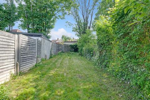 3 bedroom terraced house for sale, Russell Road, London NW9