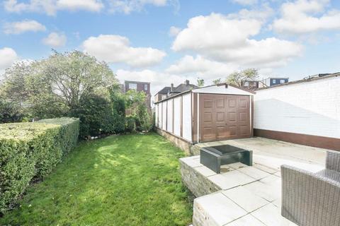 4 bedroom semi-detached house for sale, Crummock Gardens, London NW9