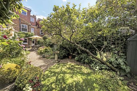 9 Alexandra Road, London, NW4 2SB