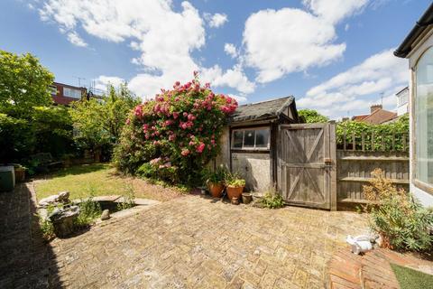 33 Court Way, London, NW9 6JG