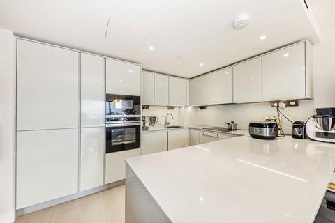 2 bedroom flat for sale, Beaufort Square, London NW9