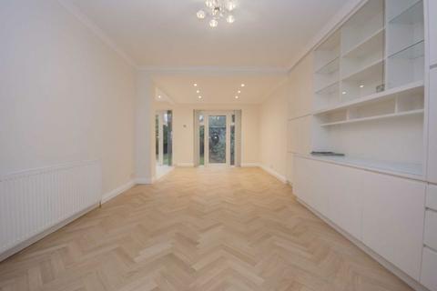 4 bedroom detached house to rent, Vaughan Avenue, London NW4