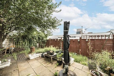 1 bedroom flat for sale, Garrick Road, London NW9