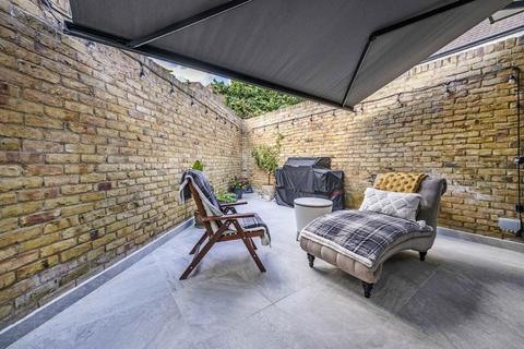 undefined, Riverside, London NW4