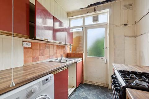 3 bedroom terraced house for sale, The Ridgeway, London NW9