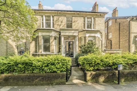 3 bedroom flat for sale, The Park, London N6